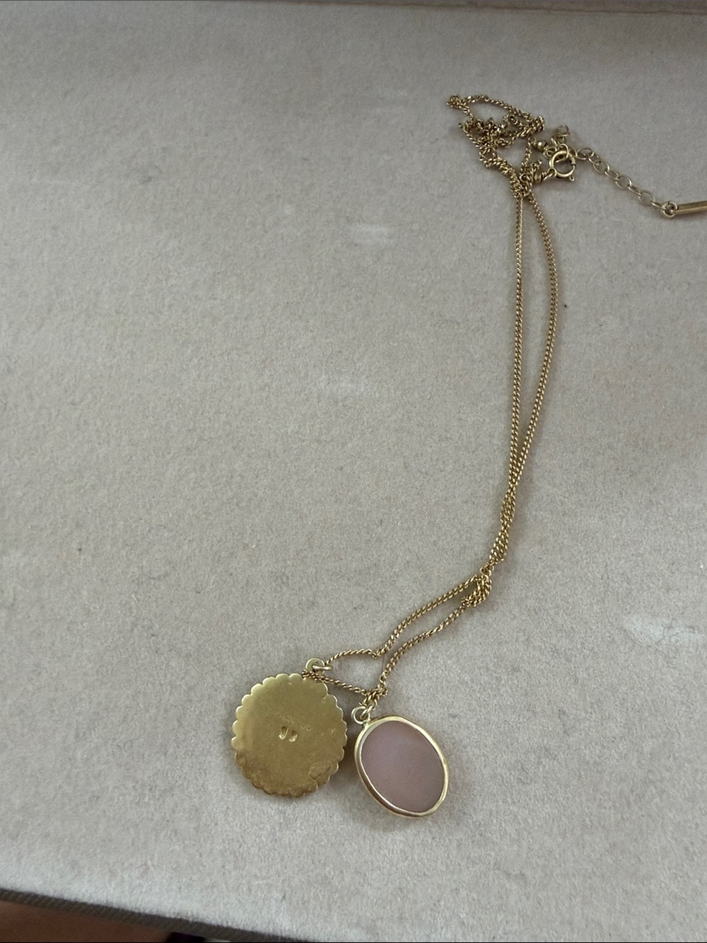 Chan Luu Mini Cameo Necklace - Picture 3 of 4